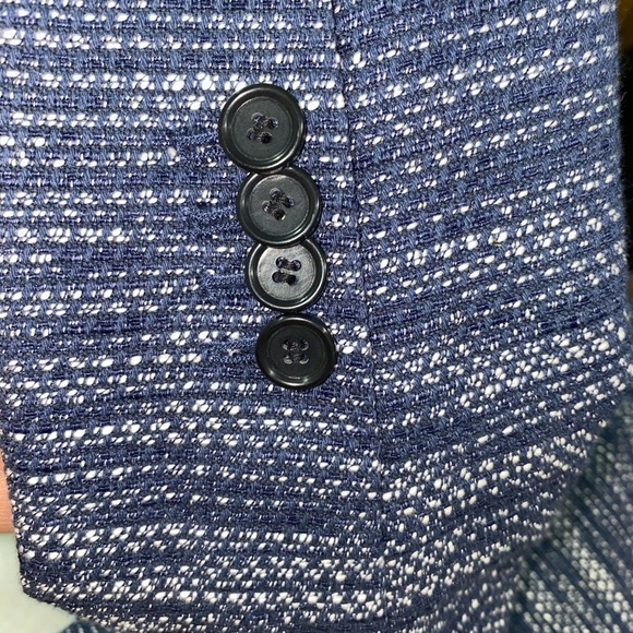 Ann Taylor Blazer - Picture 5 of 7